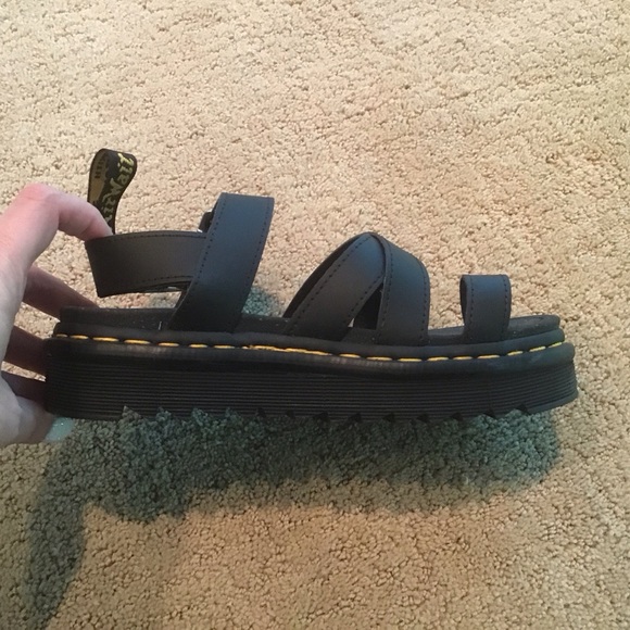 NEW Doc Martens Avry Toe Loop Sandal Black Leather Hydro Platform Womens 5 UK 3 - Picture 2 of 5